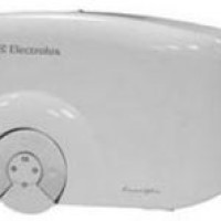 Проточный водонагреватель  Electrolux SMARTFIX 5,5 S (душ) электрический